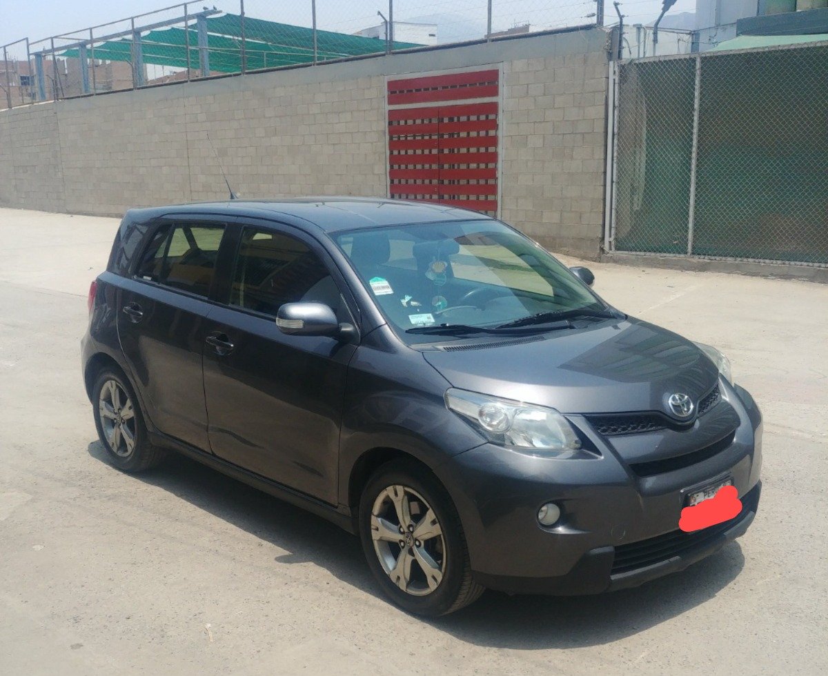 Toyota Urban Cruiser 2013
